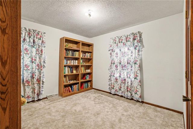 104 Walker Drive, Wellsville, KS 66092