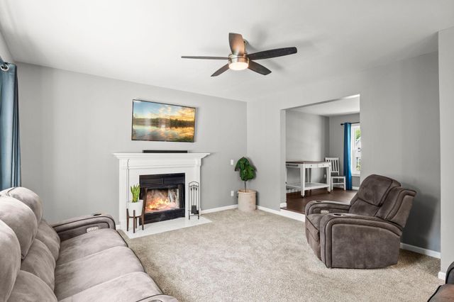1801 Valley Ridge Trail S, Chanhassen, MN 55317