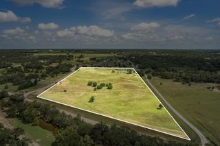 680 County Road 285, Liberty Hill, TX 78642