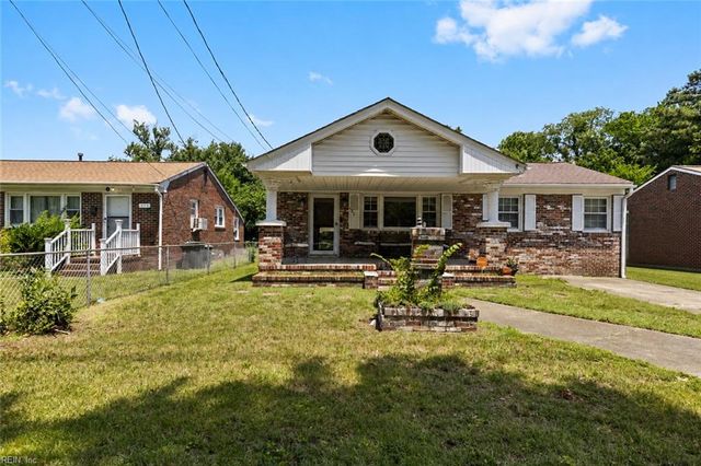 121 Settlers Landing RD, Hampton, VA 23669