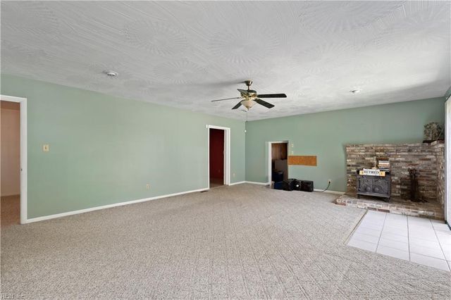 121 Settlers Landing RD, Hampton, VA 23669