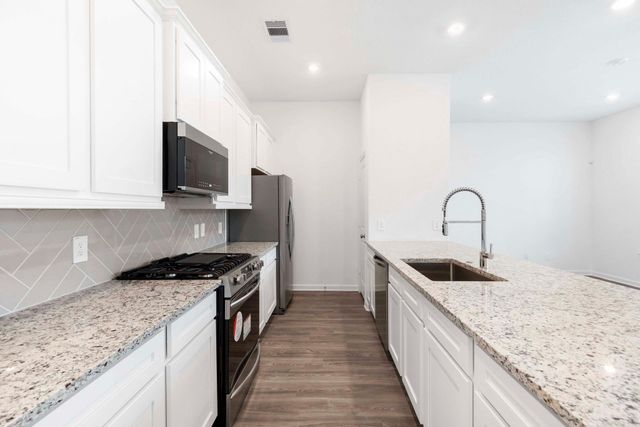 955 Lars Trek Trail, Conroe, TX 77304