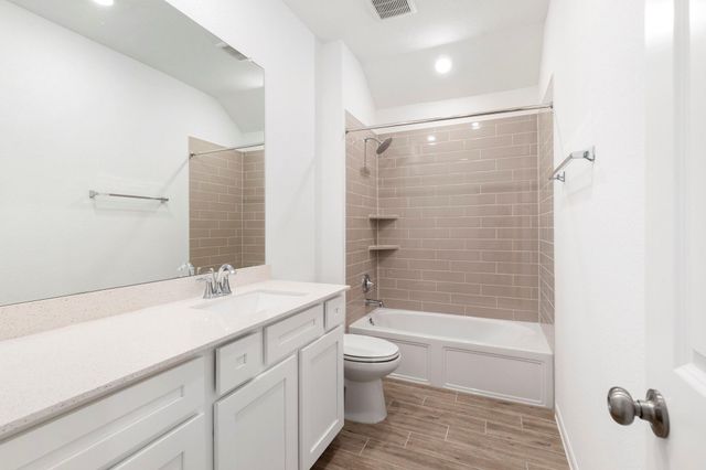 955 Lars Trek Trail, Conroe, TX 77304