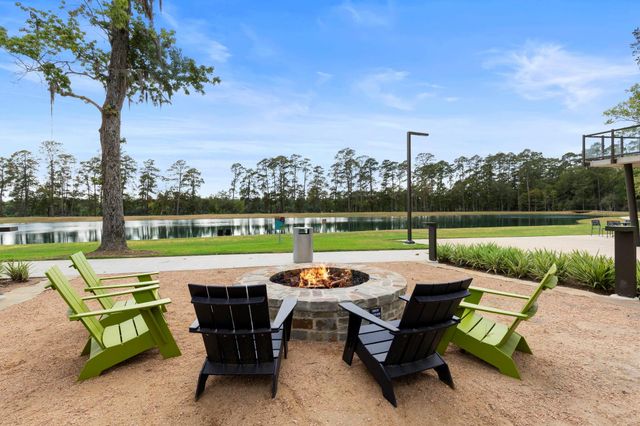 955 Lars Trek Trail, Conroe, TX 77304