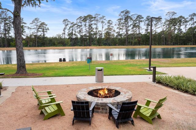 955 Lars Trek Trail, Conroe, TX 77304