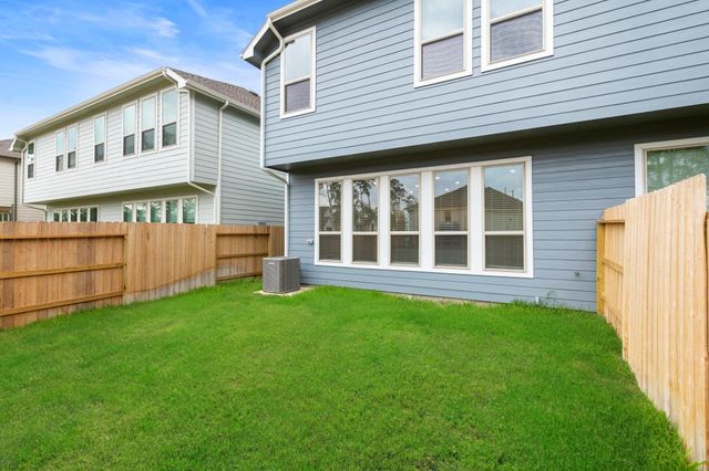 955 Lars Trek Trail, Conroe, TX 77304