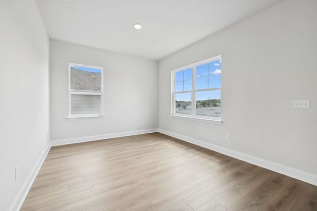 456 Stardust Drive, Lebanon, TN 37087