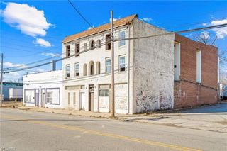 1650 W English Road, High Point, NC 27262