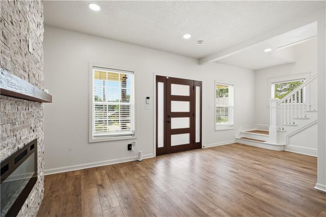 4529 Wyoming Street, Kansas City, MO 64111