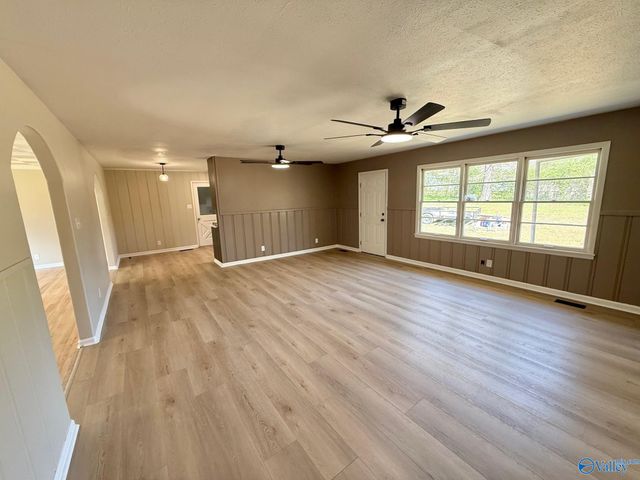 618 Greenwood Avenue, Gadsden, AL 35903