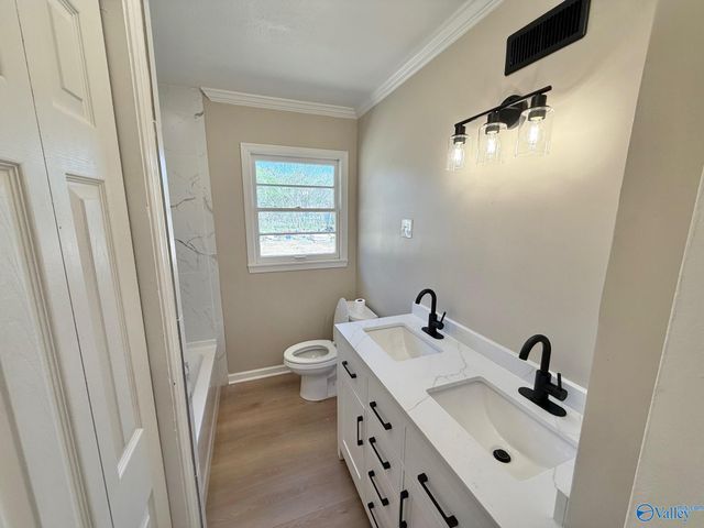 618 Greenwood Avenue, Gadsden, AL 35903