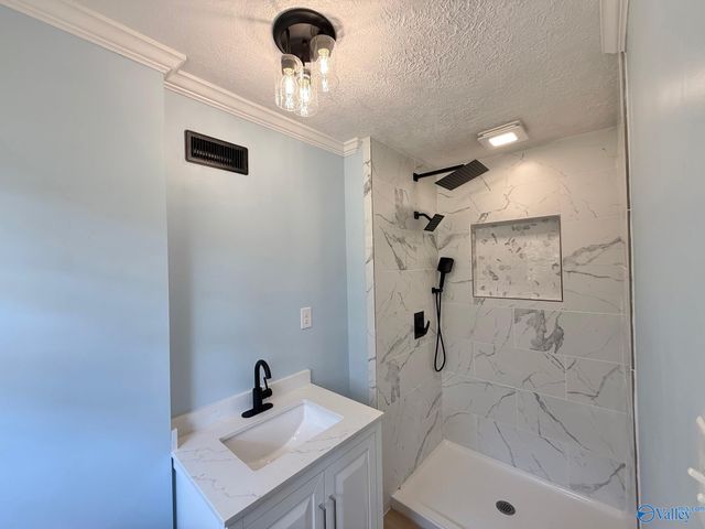 618 Greenwood Avenue, Gadsden, AL 35903