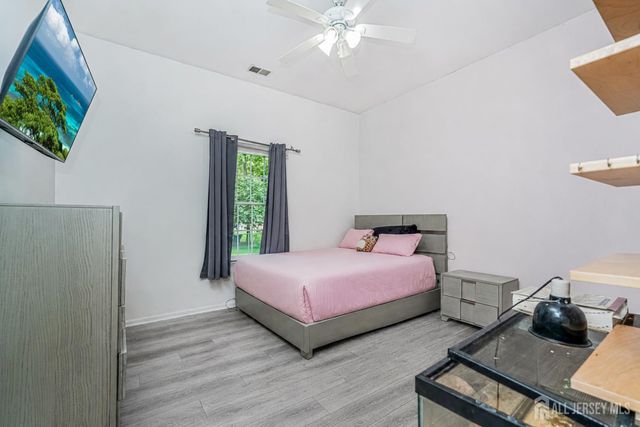 93 Sand Hills Road, South Brunswick, NJ 08824