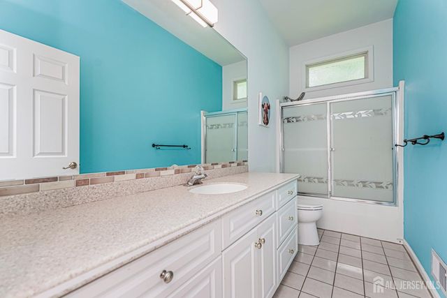 93 Sand Hills Road, South Brunswick, NJ 08824