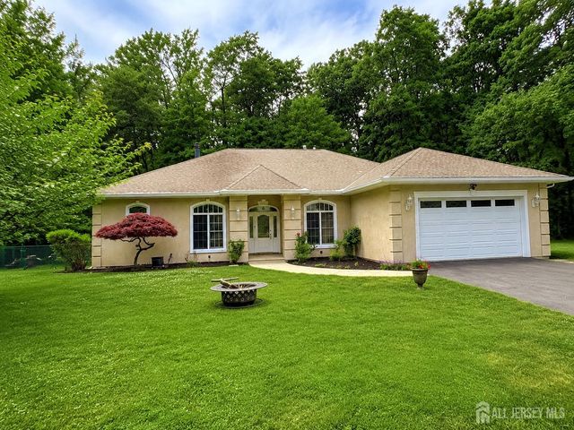 93 Sand Hills Road, South Brunswick, NJ 08824