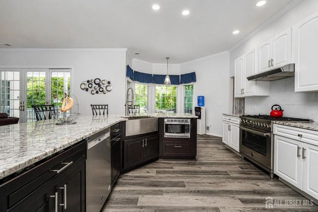93 Sand Hills Road, South Brunswick, NJ 08824