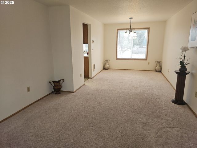 13001 Ne 83RD St, Vancouver, WA 98682
