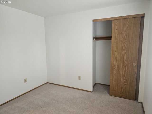 13001 Ne 83RD St, Vancouver, WA 98682