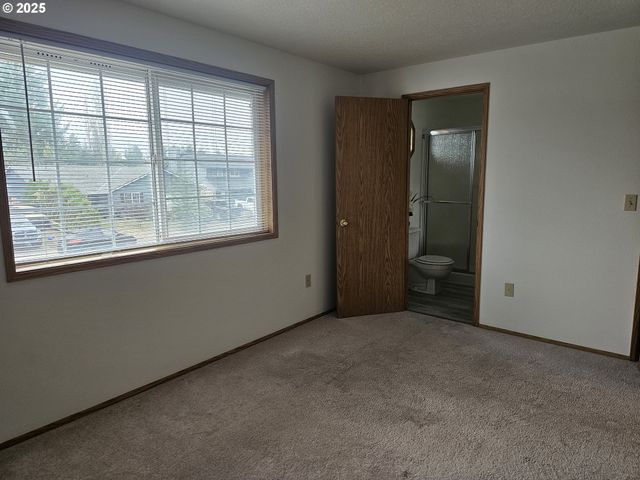 13001 Ne 83RD St, Vancouver, WA 98682
