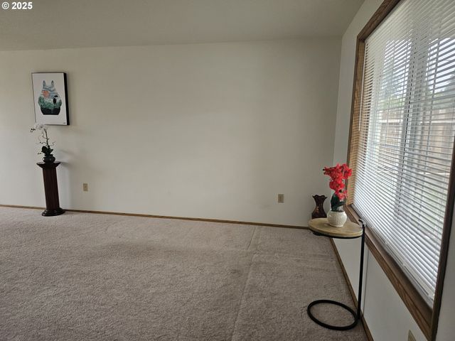 13001 Ne 83RD St, Vancouver, WA 98682
