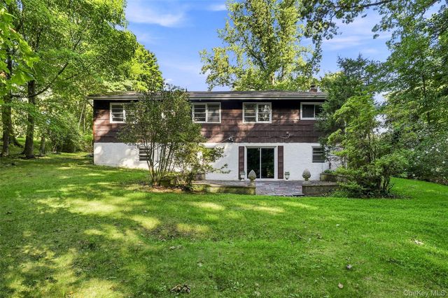 7 Overhill Road, New Rochelle, NY 10804