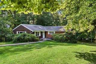 7 Overhill Road, New Rochelle, NY 10804