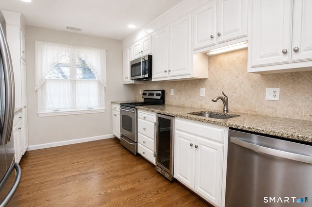 24 South Mill Drive 24, Glastonbury, CT 06073