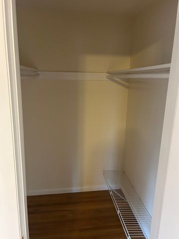 11 Debra Ln, Framingham, MA 01701