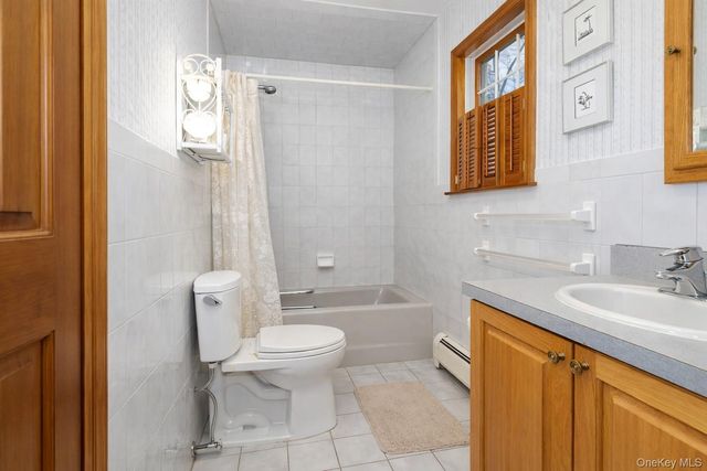 3 Danielle Court, Montebello, NY 10901