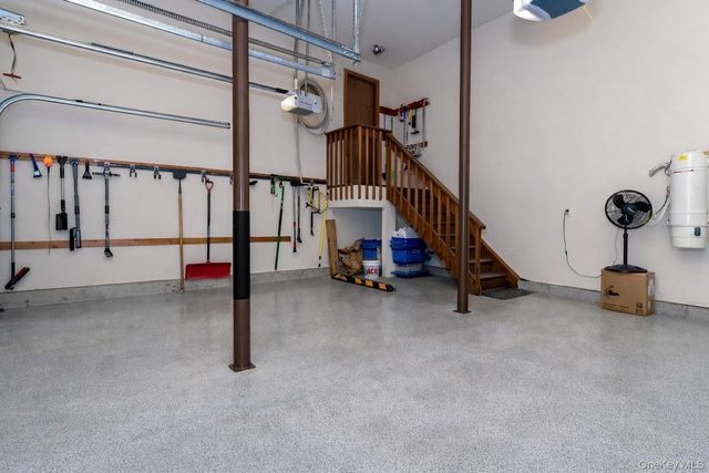 3 Danielle Court, Montebello, NY 10901