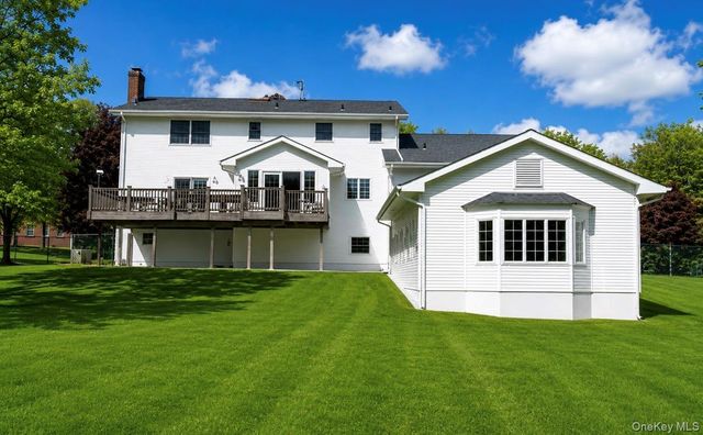 3 Danielle Court, Montebello, NY 10901