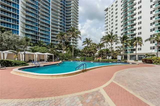 3001 S Ocean Drive 411, Hollywood, FL 33019