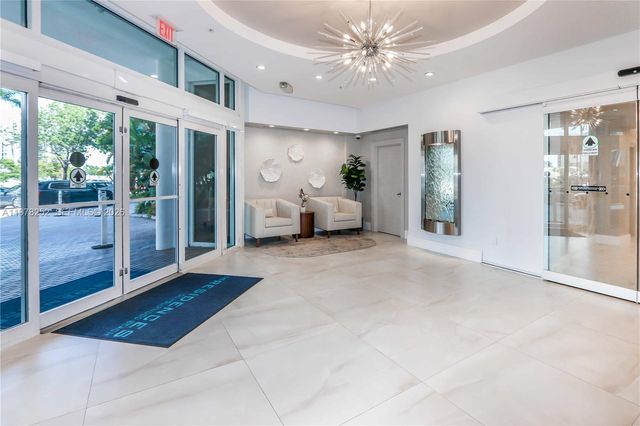 3001 S Ocean Drive 411, Hollywood, FL 33019