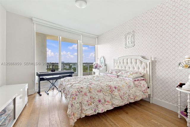 2127 Brickell Ave 2205, Miami, FL 33129