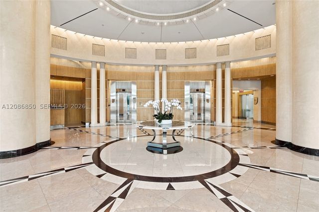 2127 Brickell Ave 2205, Miami, FL 33129