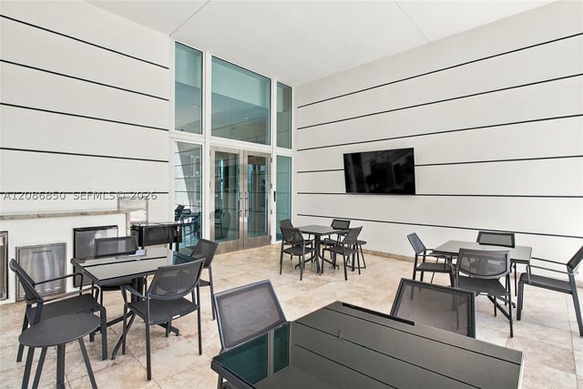 2127 Brickell Ave 2205, Miami, FL 33129