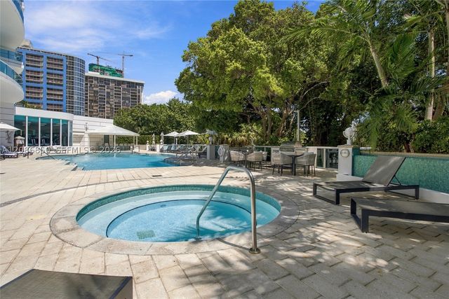2127 Brickell Ave 2205, Miami, FL 33129