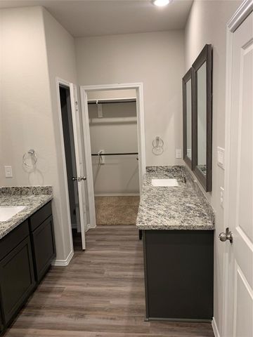 15671 Oak Drive, Montgomery, TX 77356