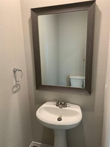 15671 Oak Drive, Montgomery, TX 77356