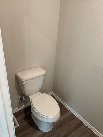 15671 Oak Drive, Montgomery, TX 77356