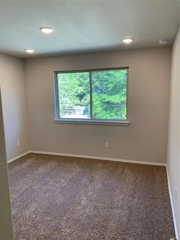 15671 Oak Drive, Montgomery, TX 77356