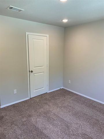 15671 Oak Drive, Montgomery, TX 77356