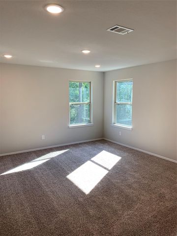 15671 Oak Drive, Montgomery, TX 77356