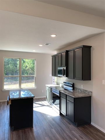 15671 Oak Drive, Montgomery, TX 77356