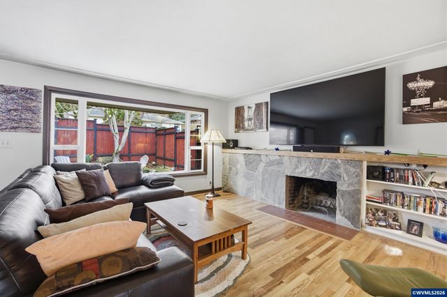 962 Normandy Av S, Salem, OR 97302