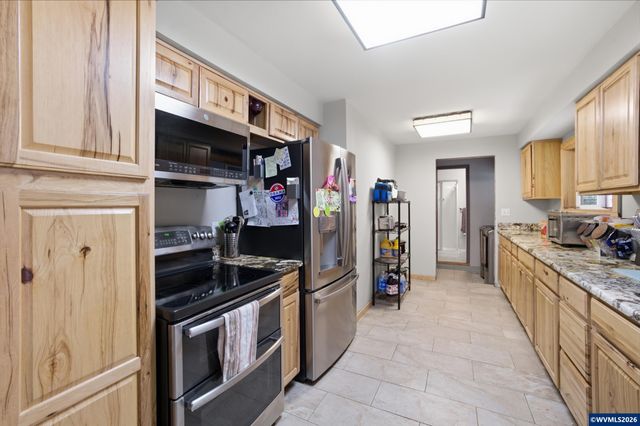 962 Normandy Av S, Salem, OR 97302