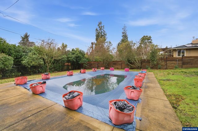 962 Normandy Av S, Salem, OR 97302