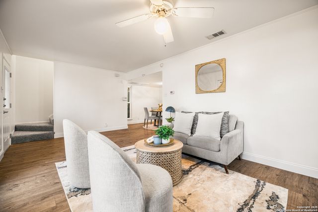 14122 Churchill Estates Blvd Apt 107, San Antonio, TX 78248