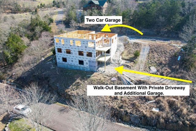 33 Henning Crossing, Branson, MO 65616