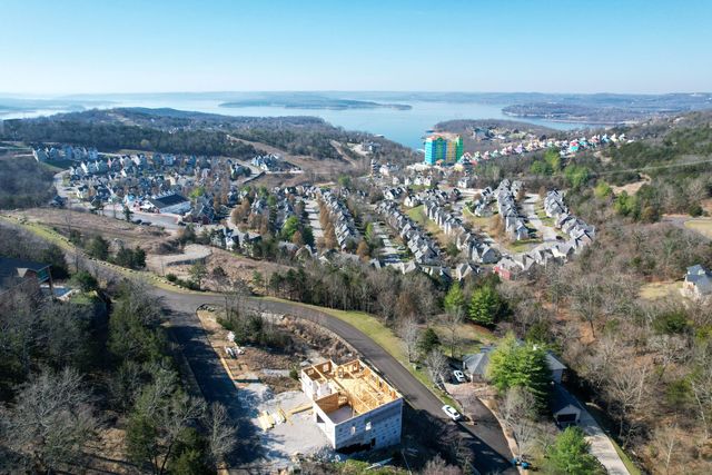 33 Henning Crossing, Branson, MO 65616